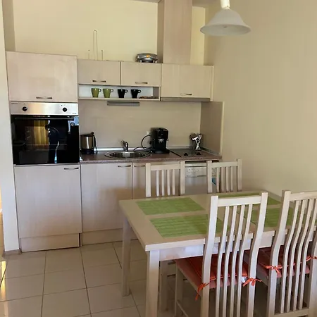 Harmony Hills Tomovi H41 *