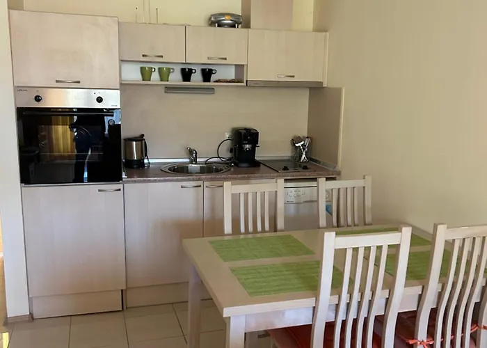 Harmony Hills Tomovi H41 *